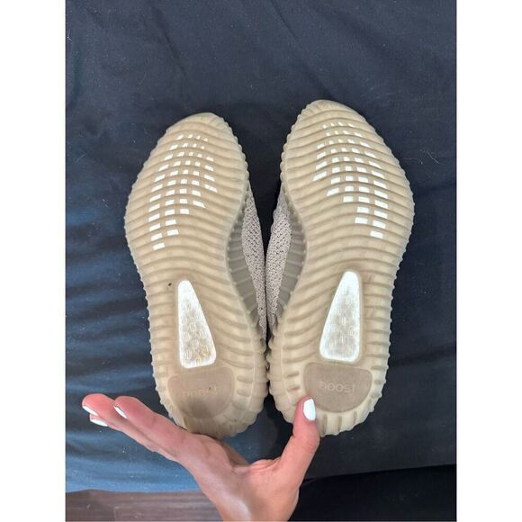 US SIZE 6.5 Yeezys adidas boost 350 V2 gray and black - Picture 9 of 9